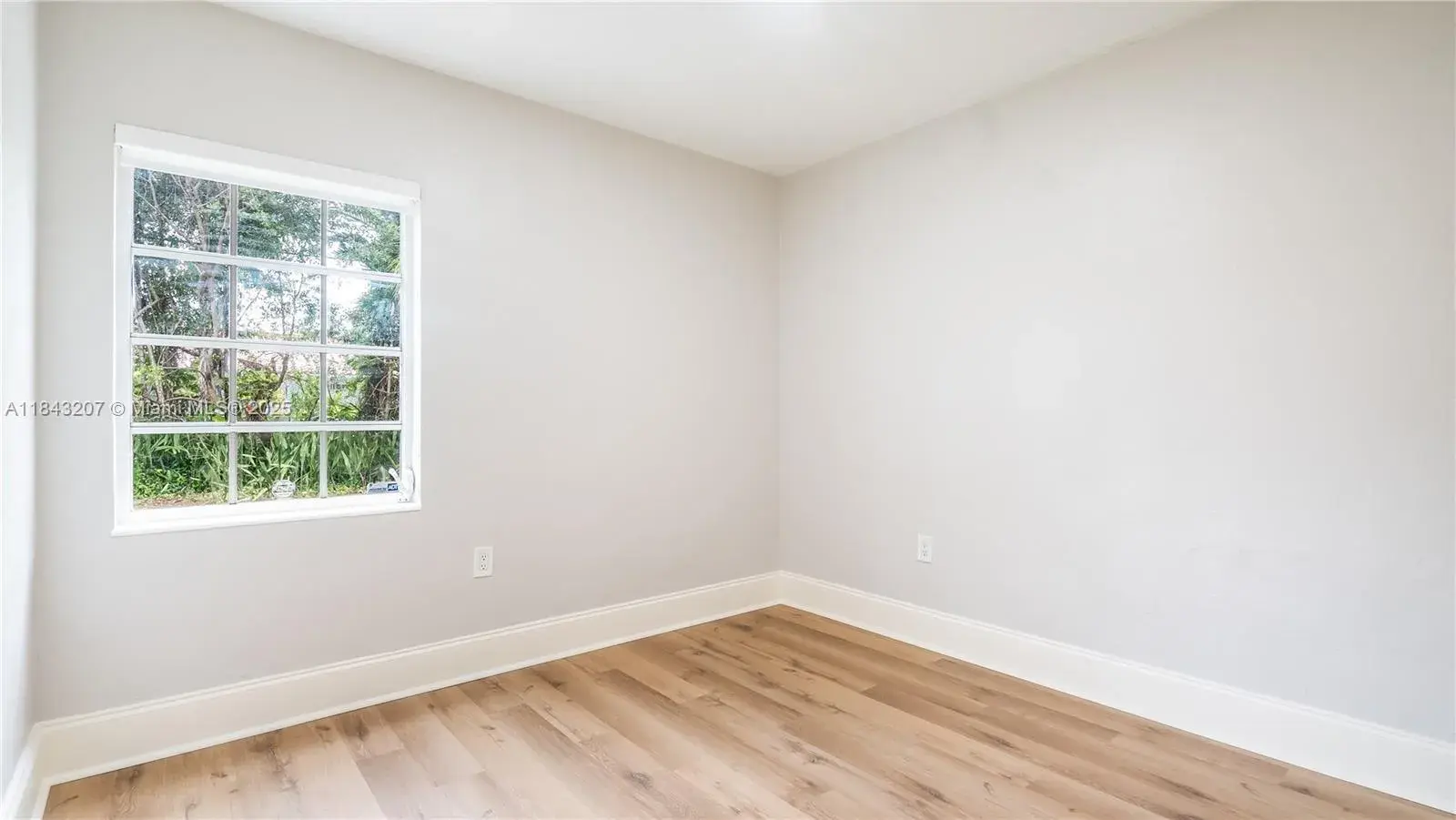 49 Alcantarra Ave, Coral Gables FL 33134