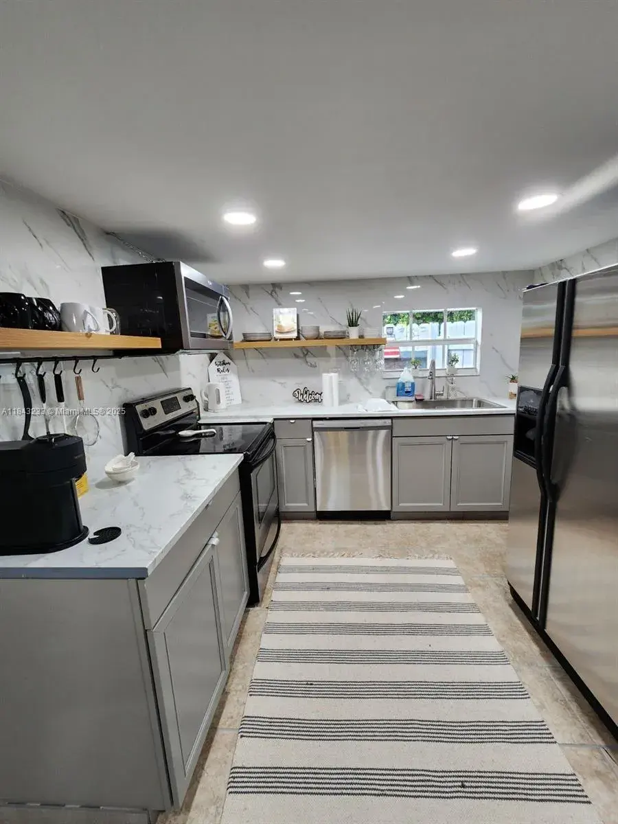 1872 SW 29th Ave # A, Fort Lauderdale FL 33312