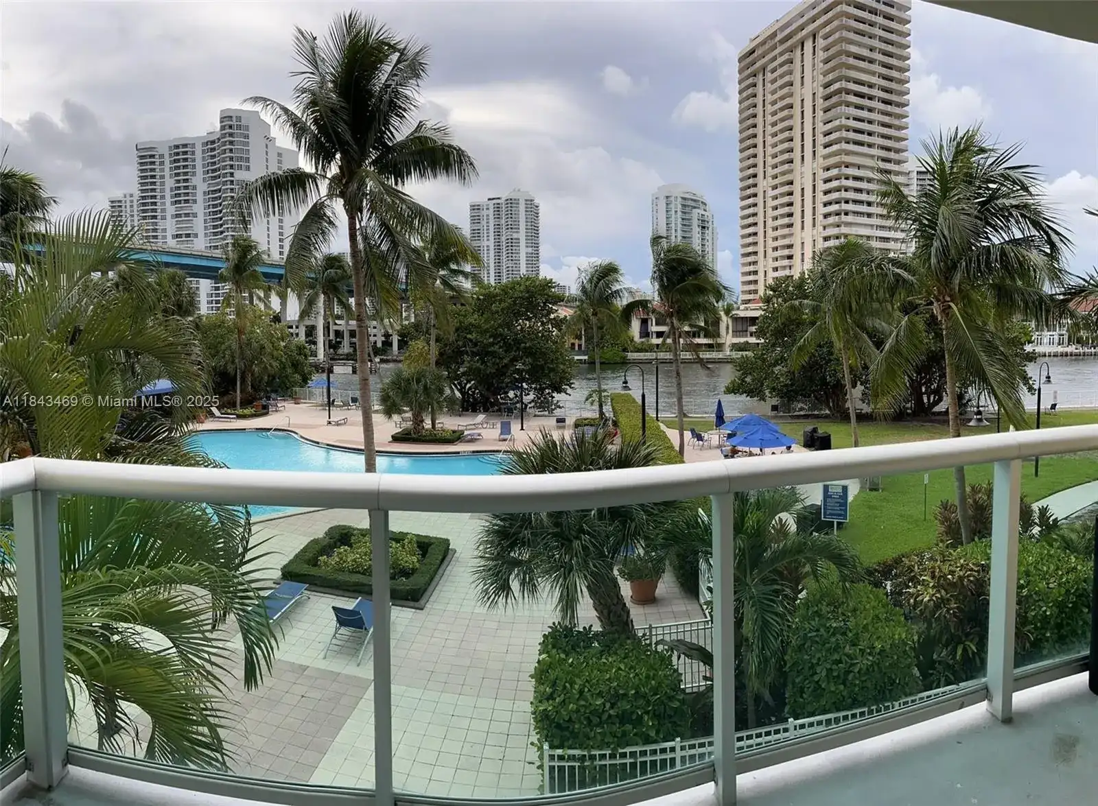 19390 Collins Ave # 207, Sunny Isles Beach FL 33160 photo 5