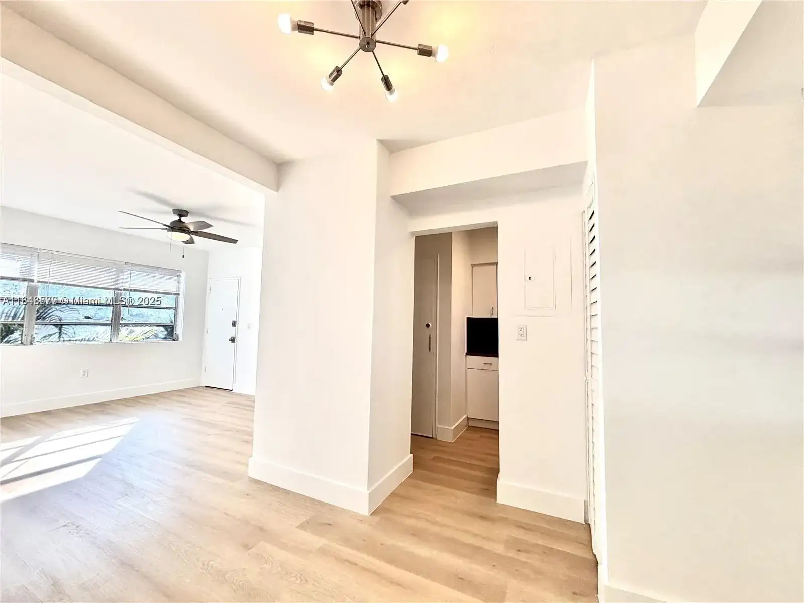 4740 Pine Tree Dr # 28, Miami Beach FL 33140 photo 4