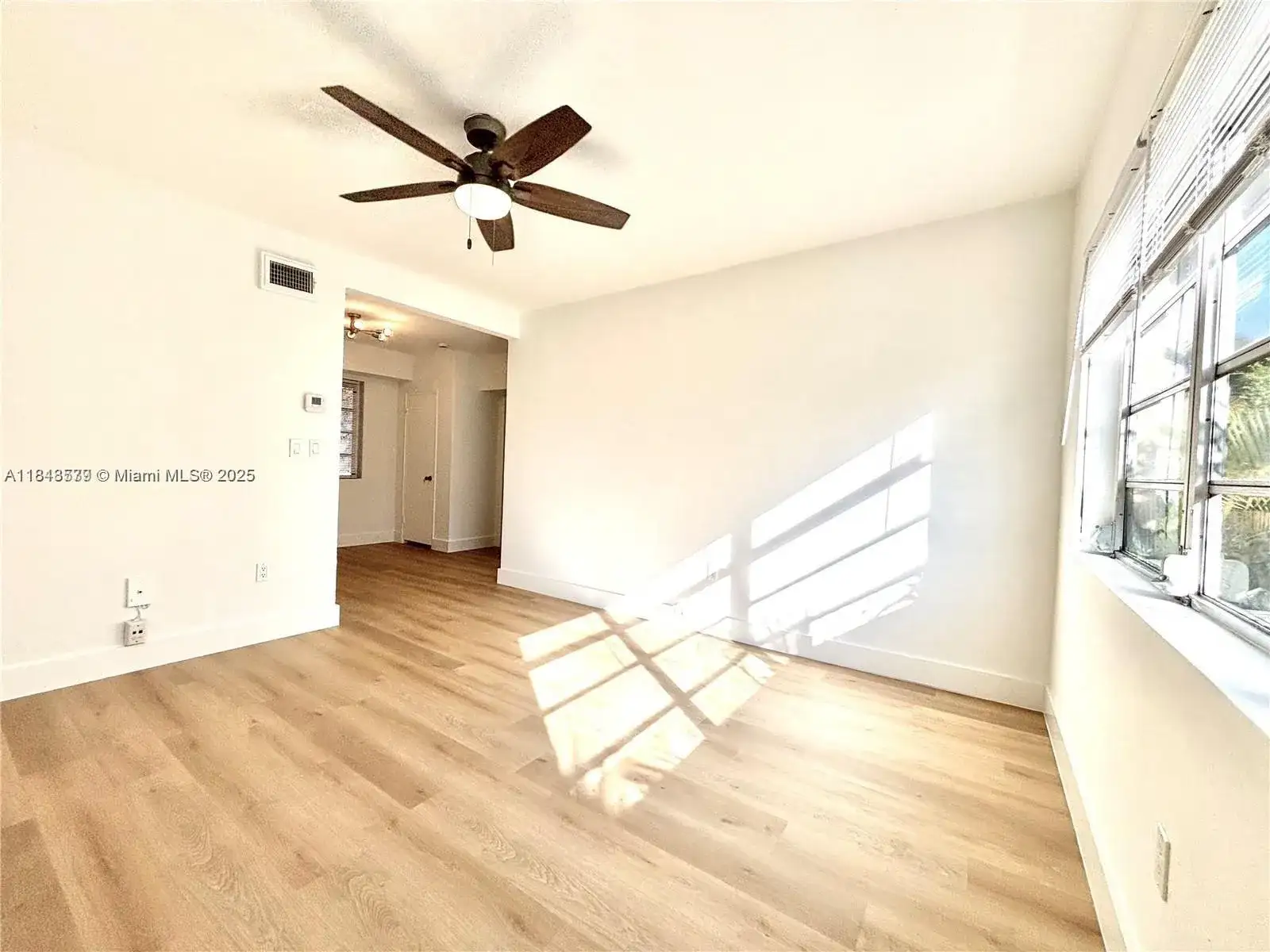 4740 Pine Tree Dr # 28, Miami Beach FL 33140 photo 5