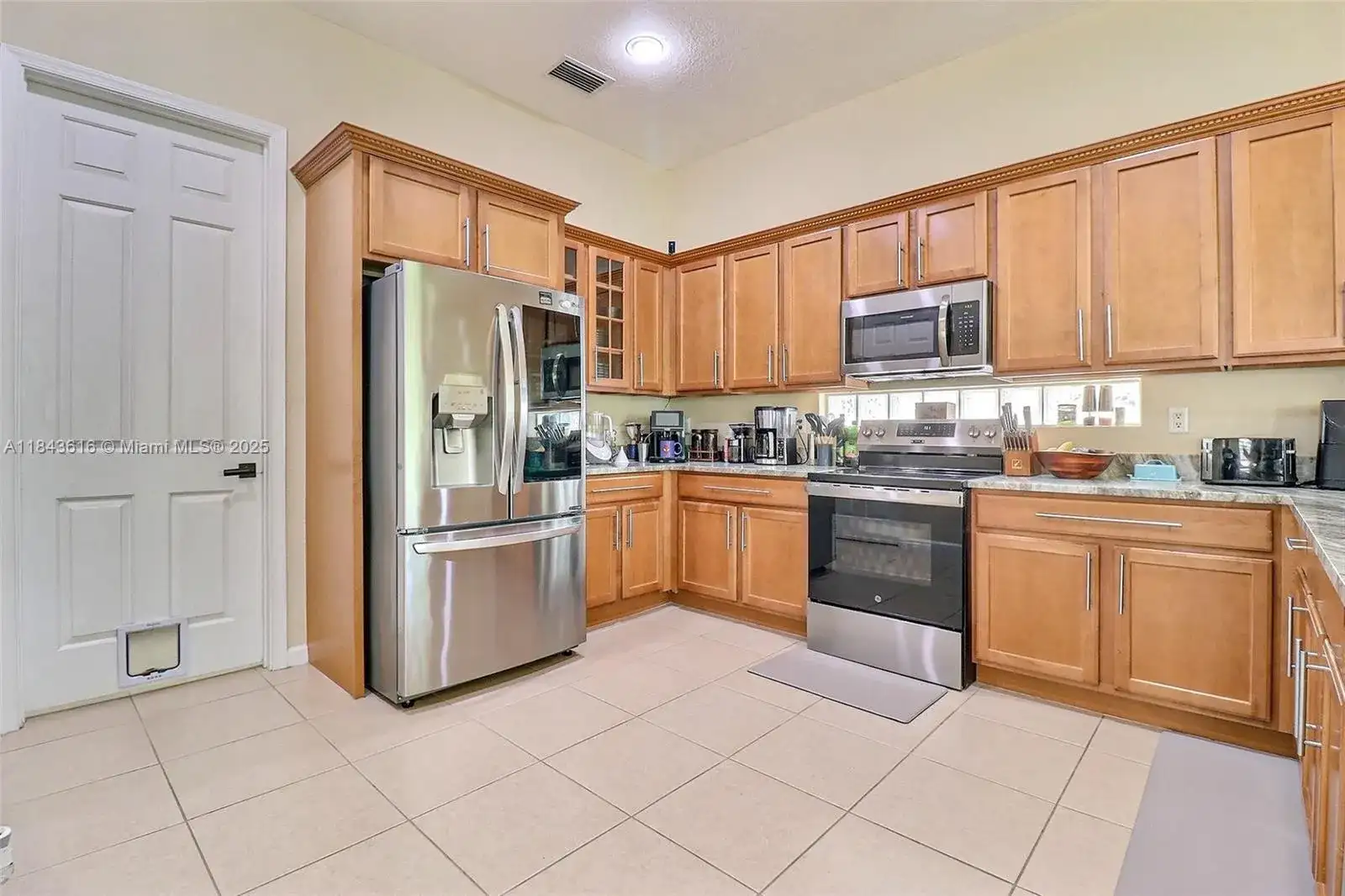 1094 Grove Park Cir, Boynton Beach FL 33436 photo 5