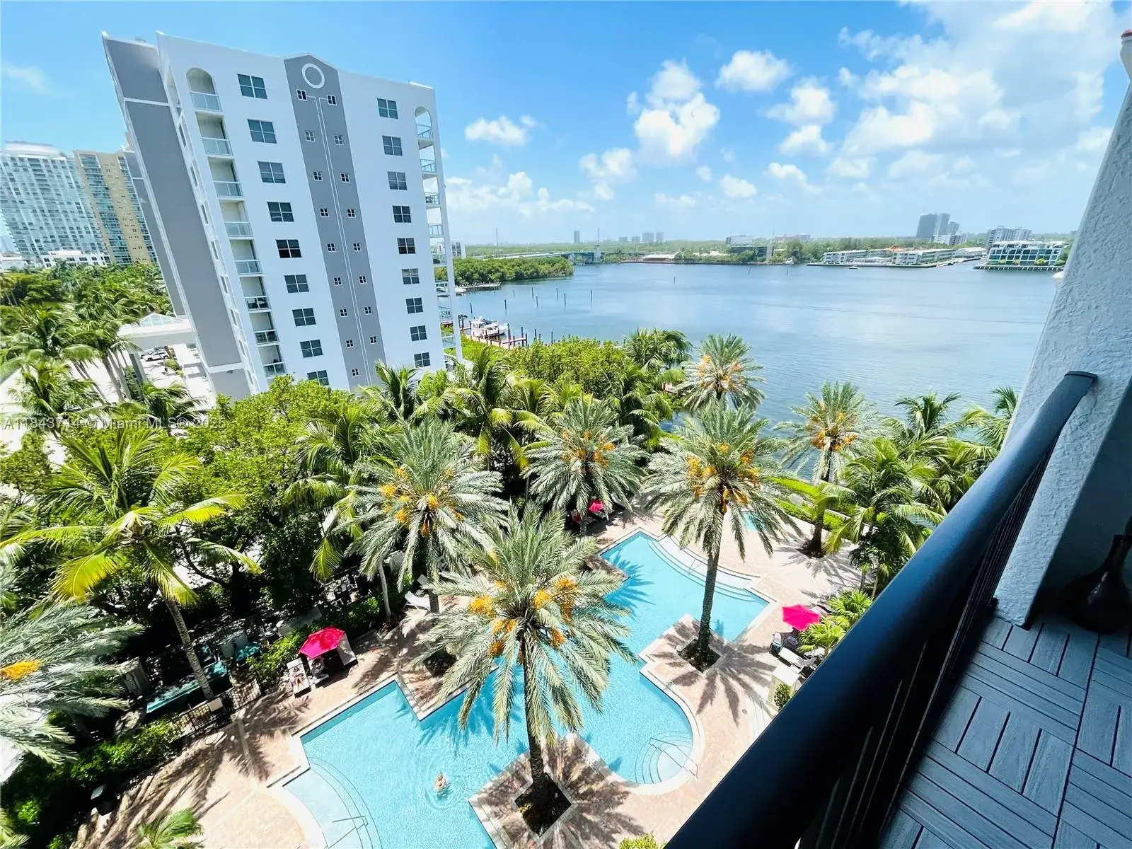 17100 N Bay Rd # 1802, Sunny Isles Beach FL 33160