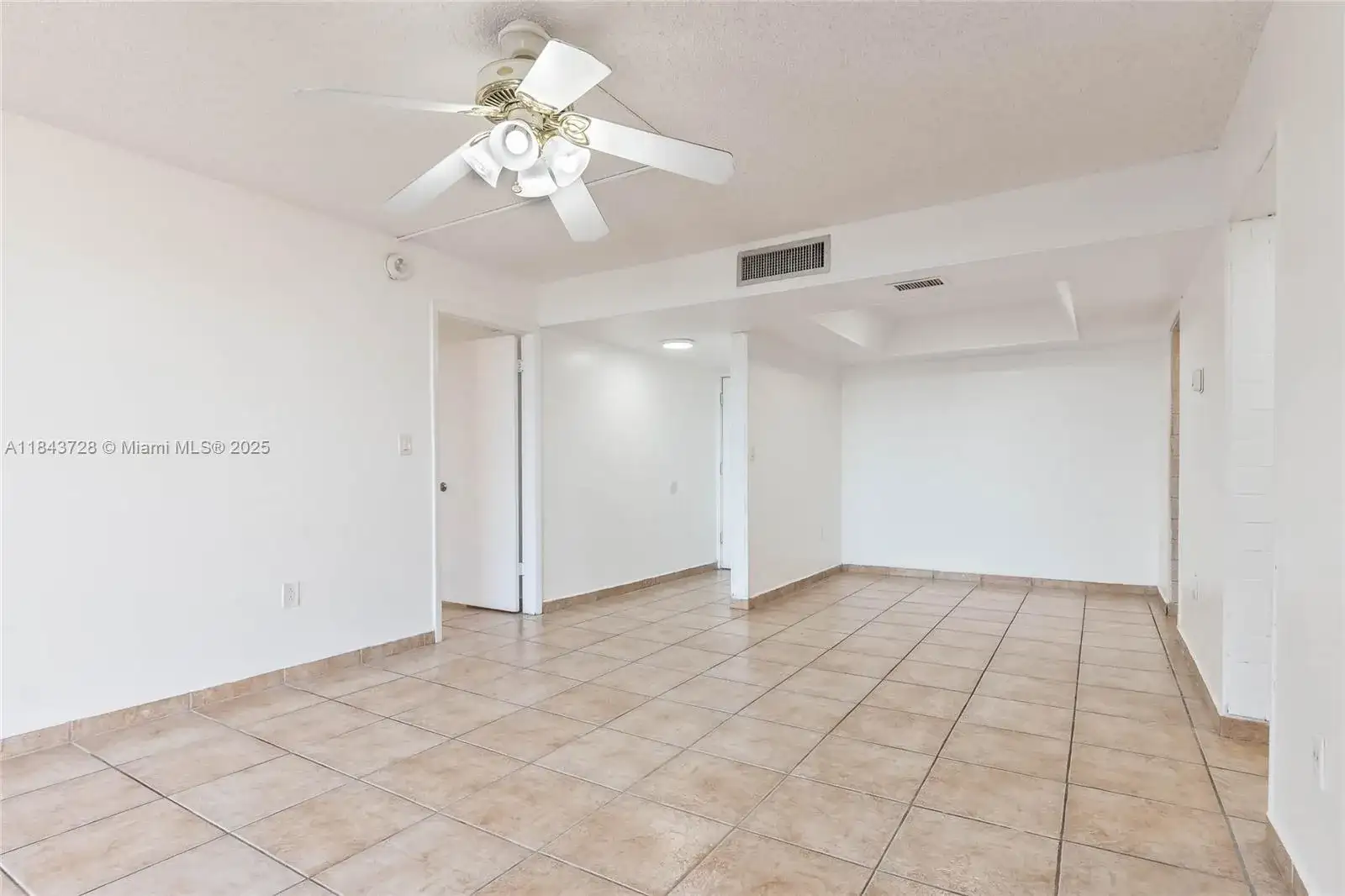 10985 SW 107th St # 310, Miami FL 33176 photo 4