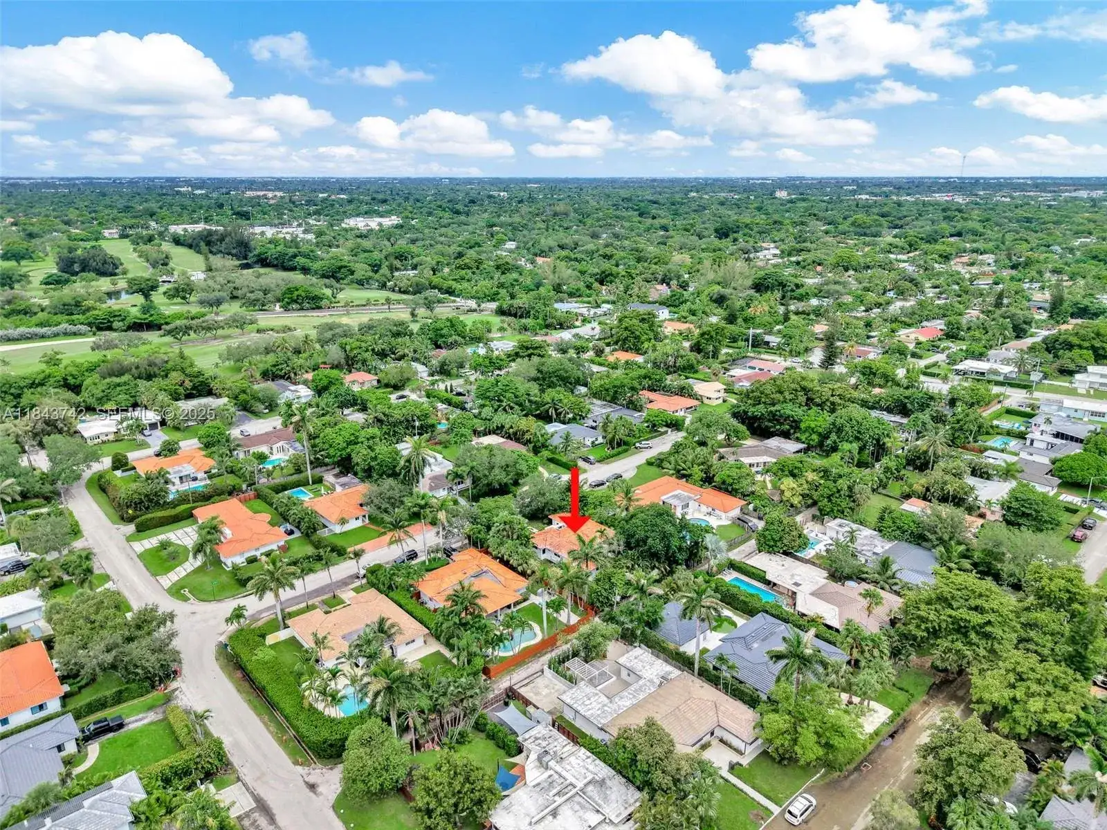 10619 NE 10th Pl, Miami Shores FL 33138 photo 2