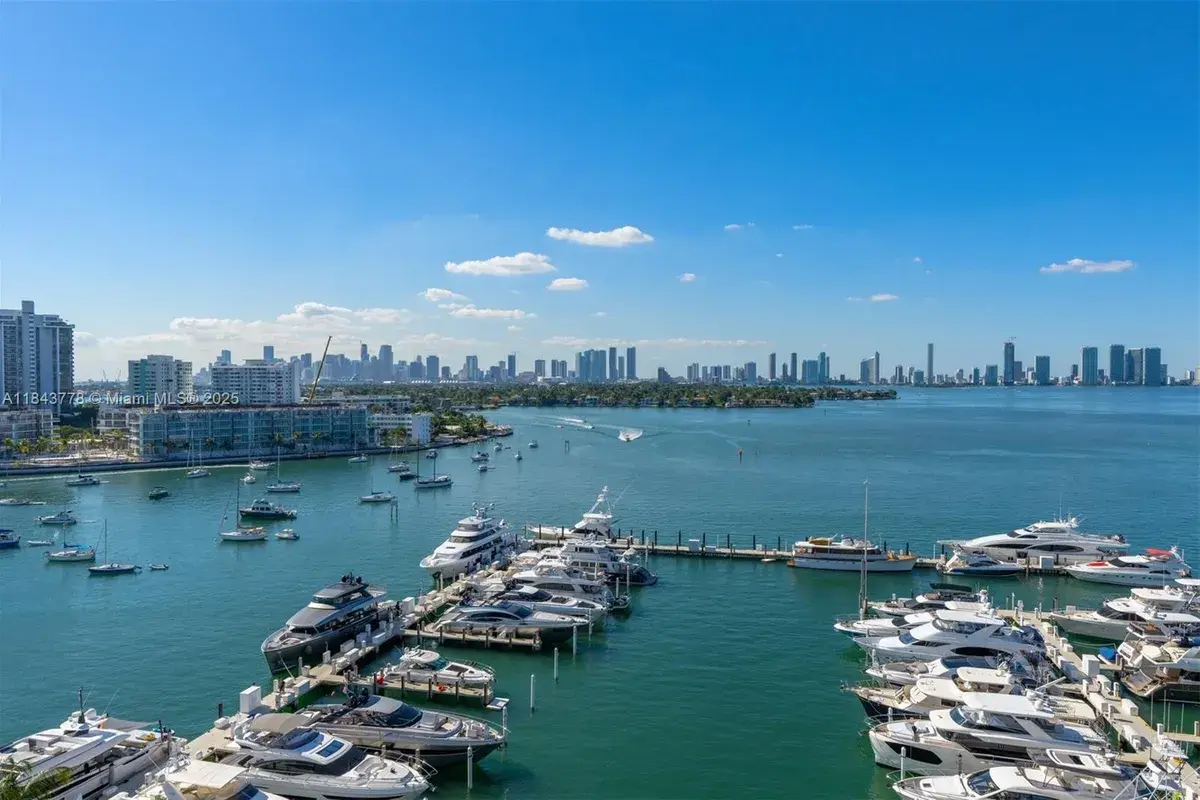 1800 Sunset Harbour Dr # 1208, Miami Beach FL 33139