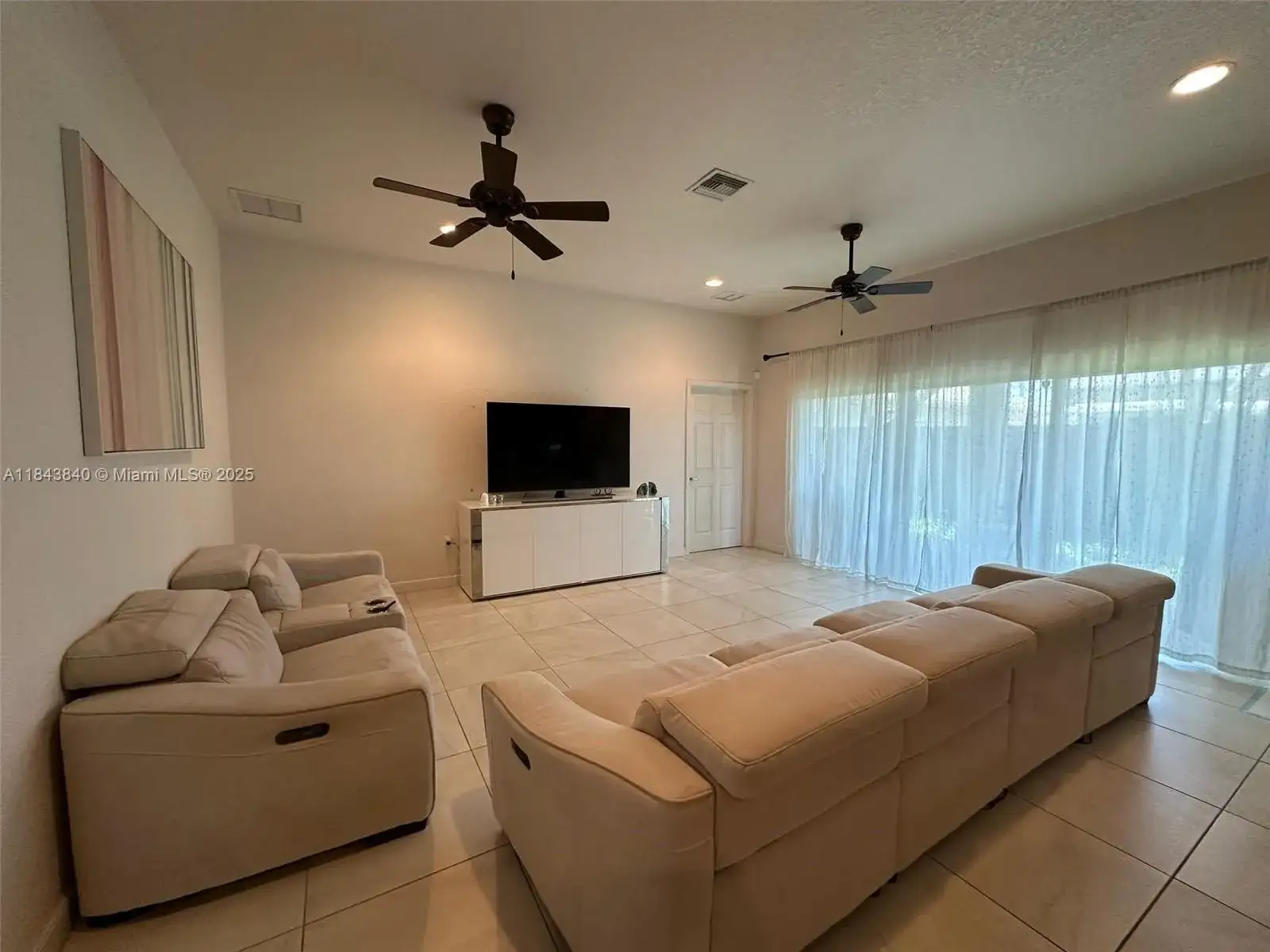 210 SW 4th St # 210, Dania Beach FL 33004 photo 4