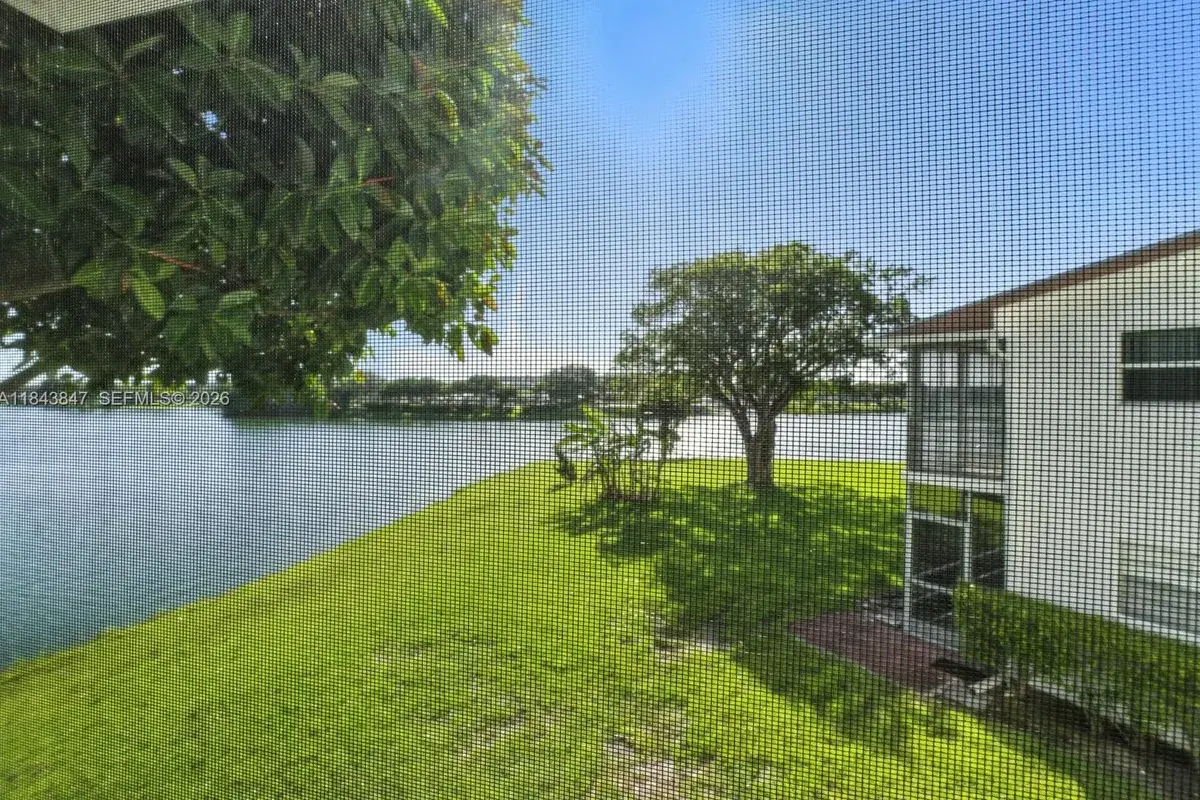 61 SOMERSET C # 61, West Palm Beach FL 33417