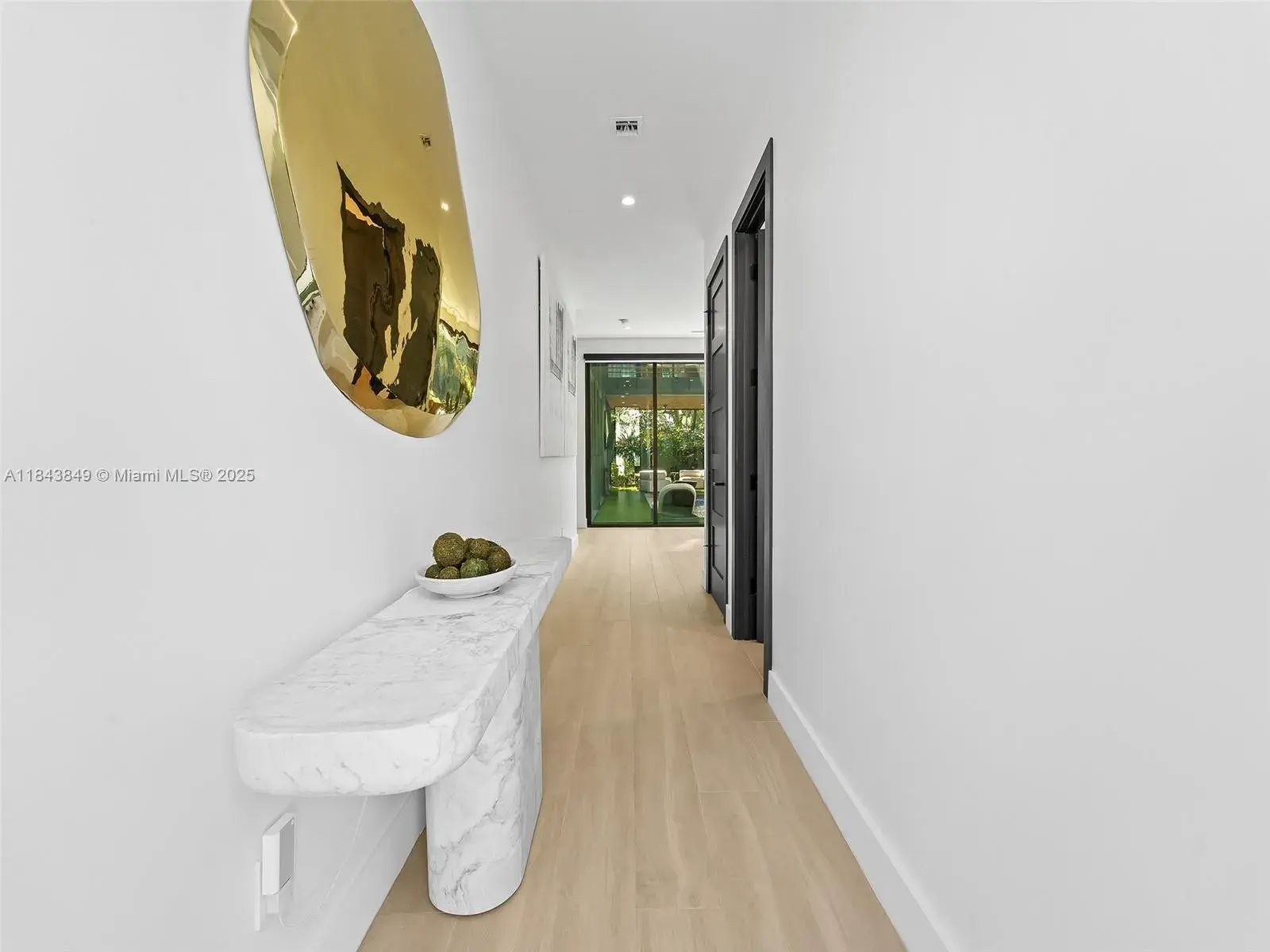 1610 NE 4th Pl, Fort Lauderdale FL 33301