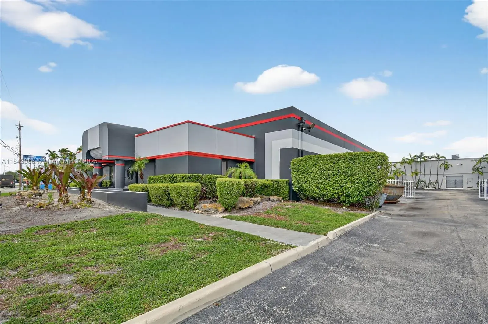 3000 N 28th Ter, Hollywood FL 33020