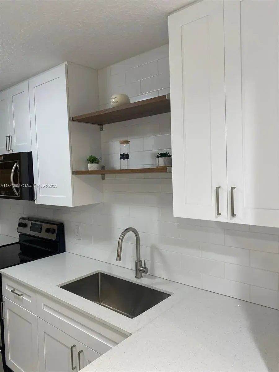 8411 Forest Hills Dr # 105, Coral Springs FL 33065