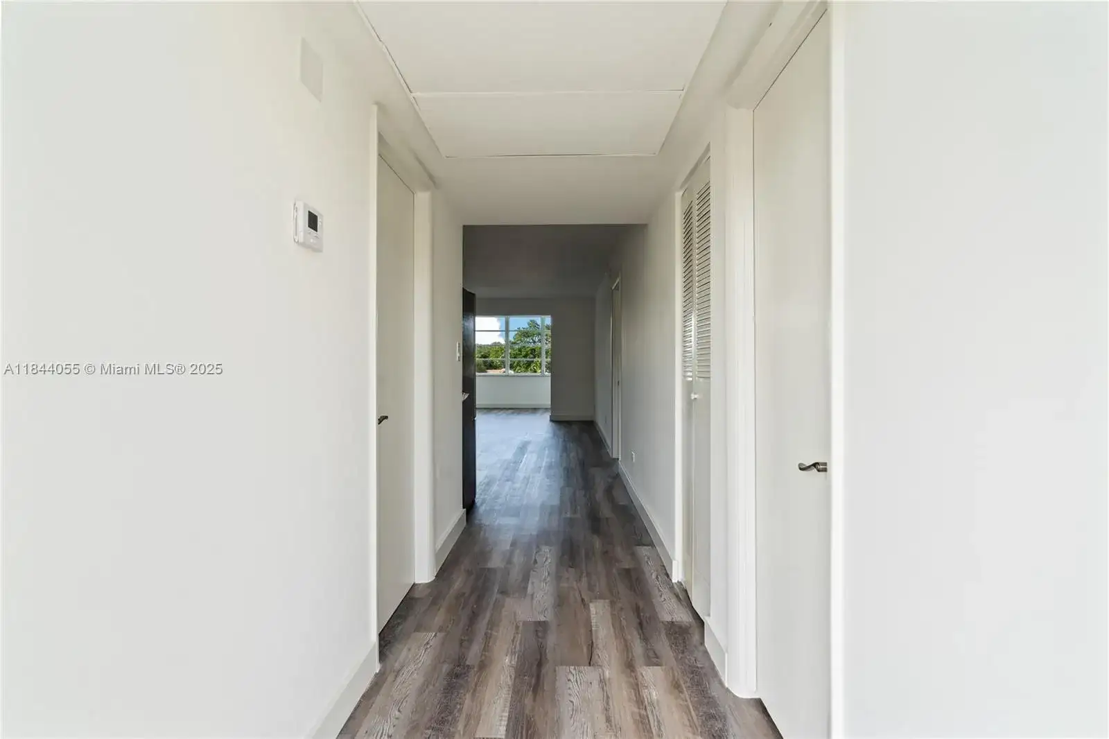 445 NE 195th St # 330, Miami FL 33179 photo 2