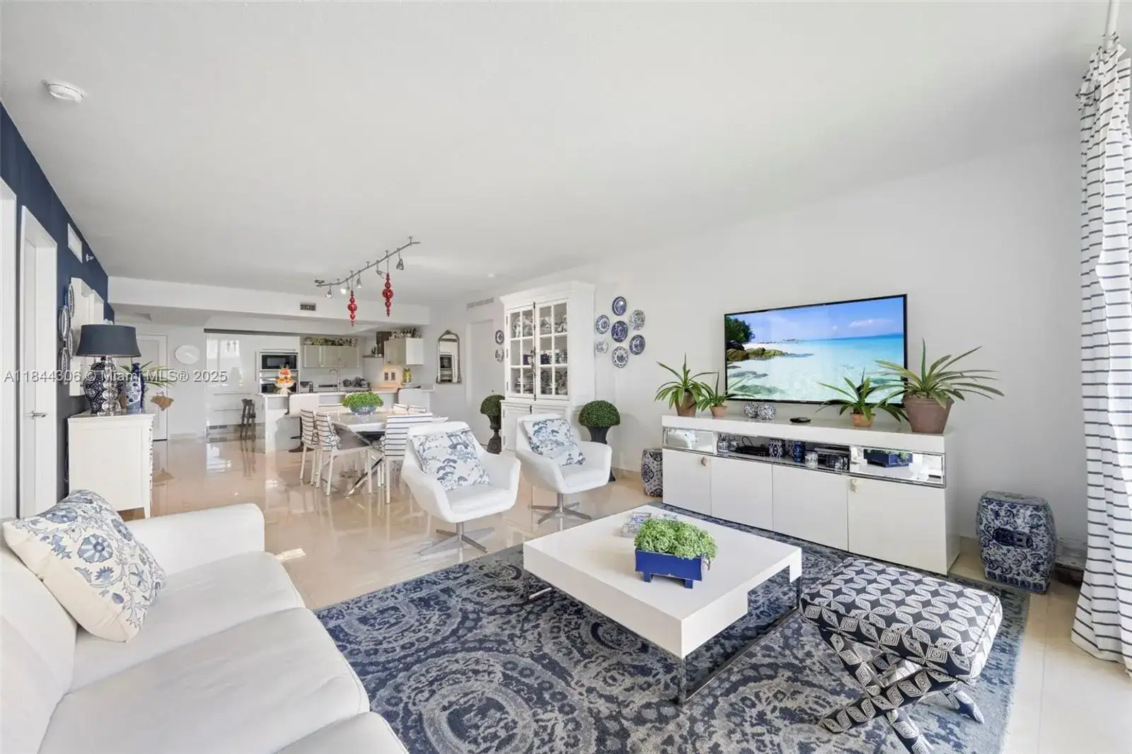 150 Sunny Isles Blvd, Sunny Isles Beach FL 33160 photo 3