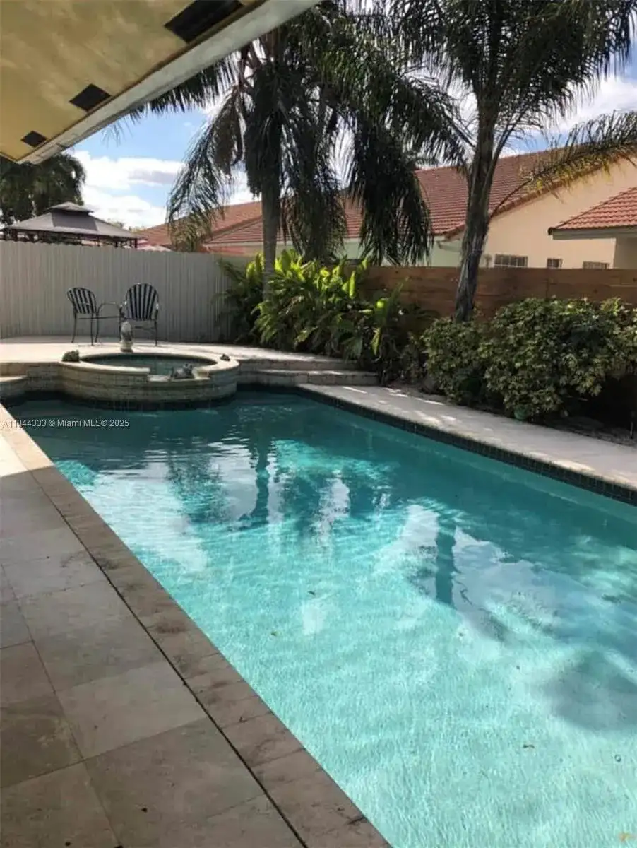 2802 SW 142nd Ct # 0, Miami FL 33175 photo 2