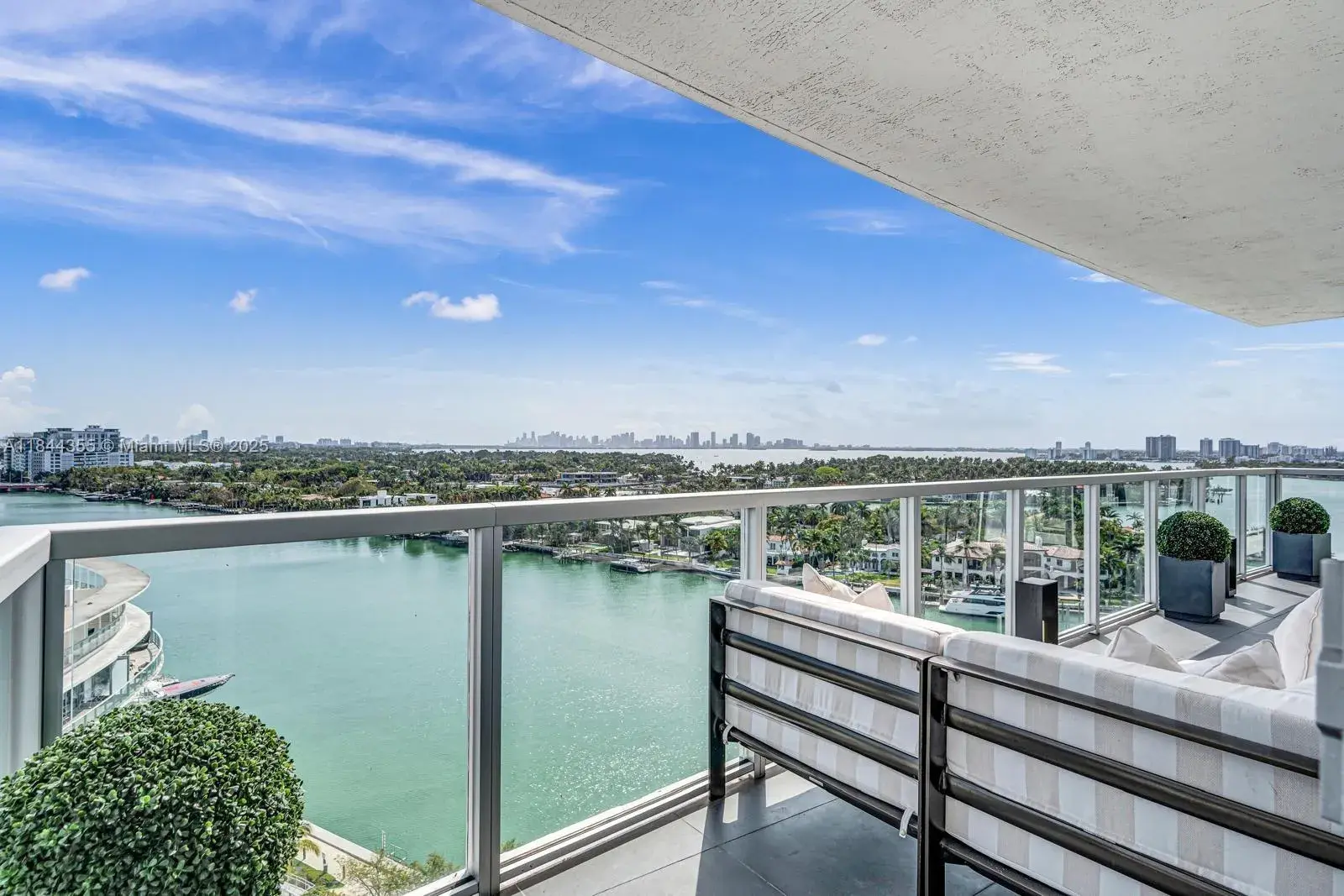 6700 Indian Creek Dr # 1404, Miami Beach FL 33141