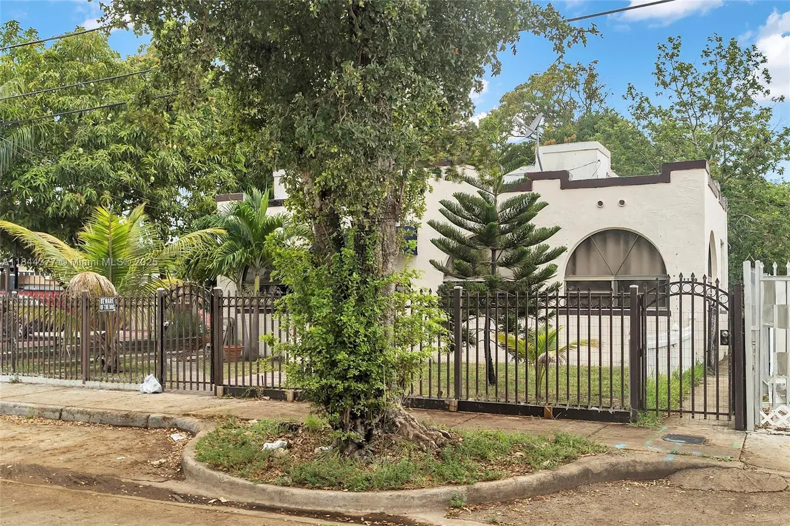1137 NW 29th Ter # 1130, Miami FL 33127