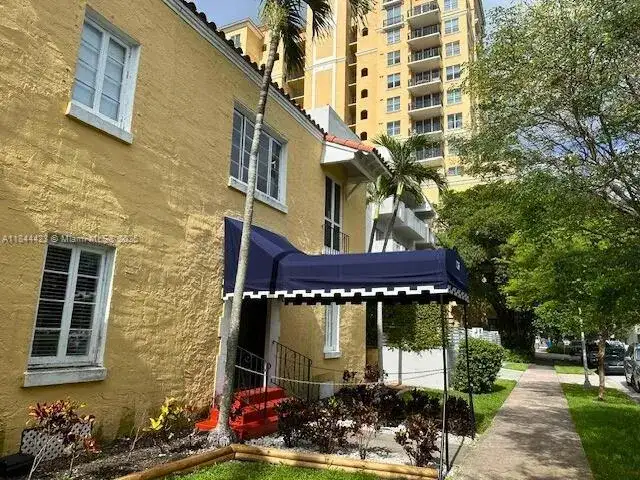 126 Mendoza Ave # 3, Coral Gables FL 33134 photo 2