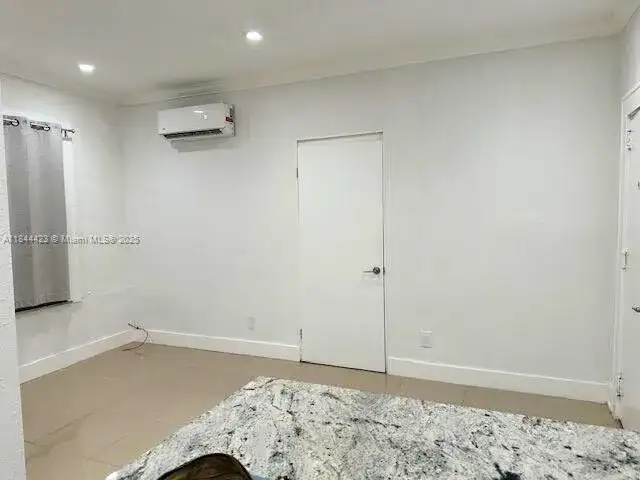 126 Mendoza Ave # 3, Coral Gables FL 33134 photo 4