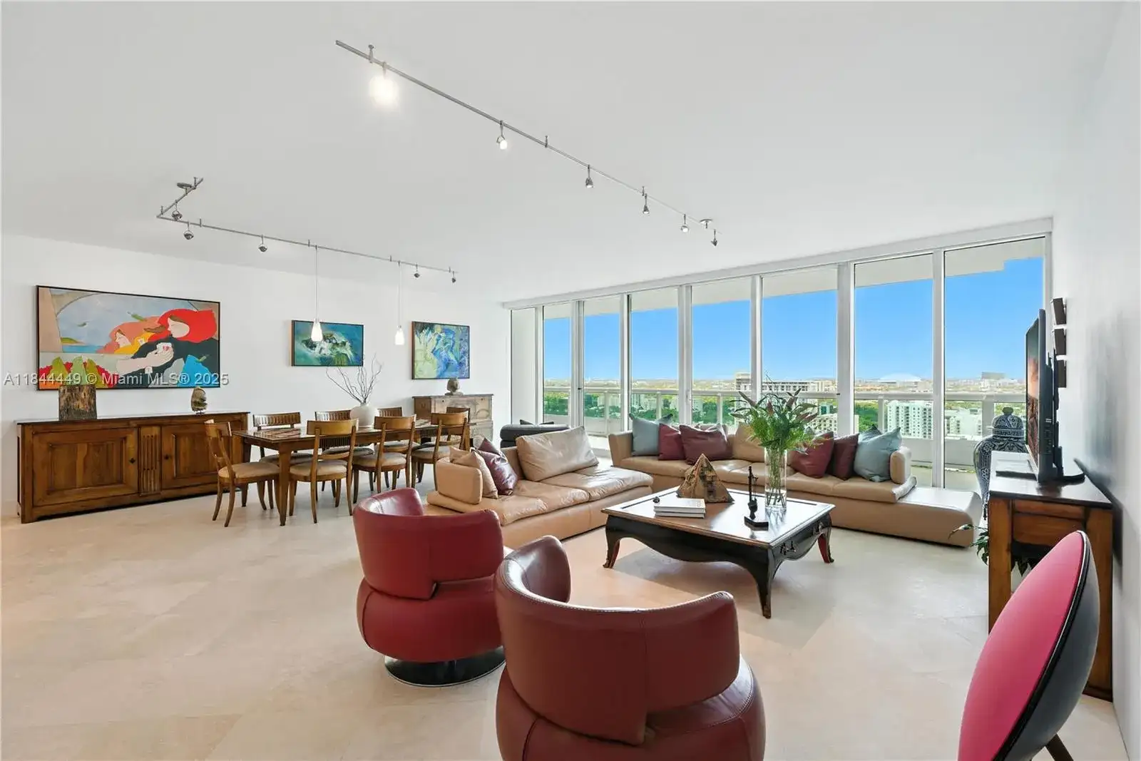 1643 Brickell Ave # 2506, Miami FL 33129 photo 3