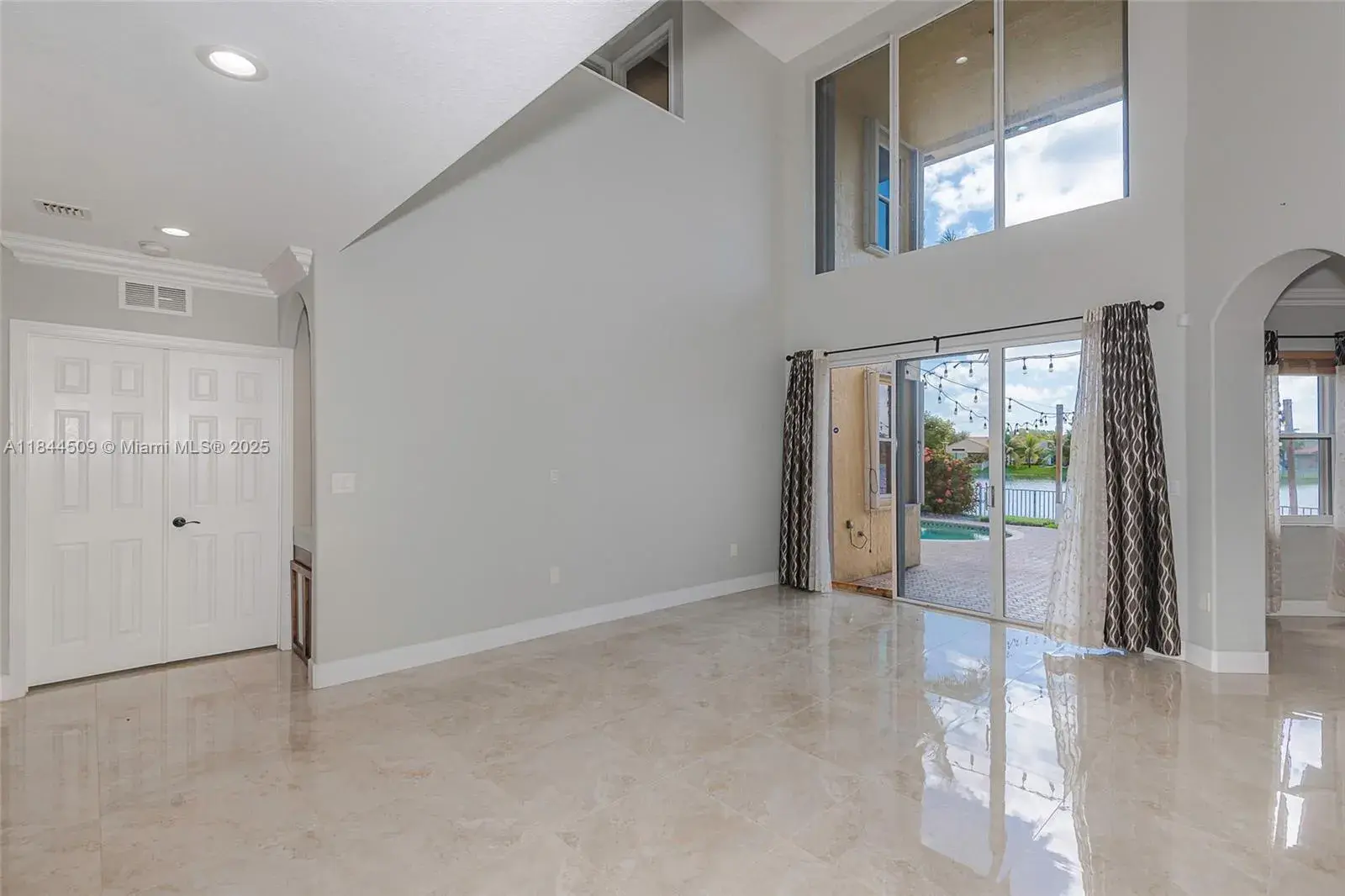 2021 SW 176th Ave, Miramar FL 33029