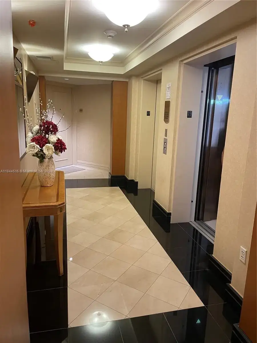 5025 Collins Ave # 1908, Miami Beach FL 33140 photo 4