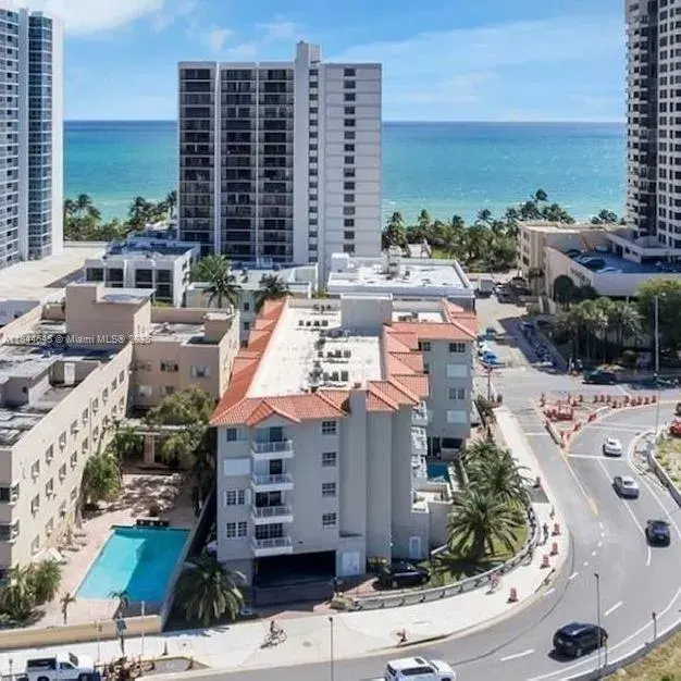 2600 Collins Ave # 309, Miami Beach FL 33140