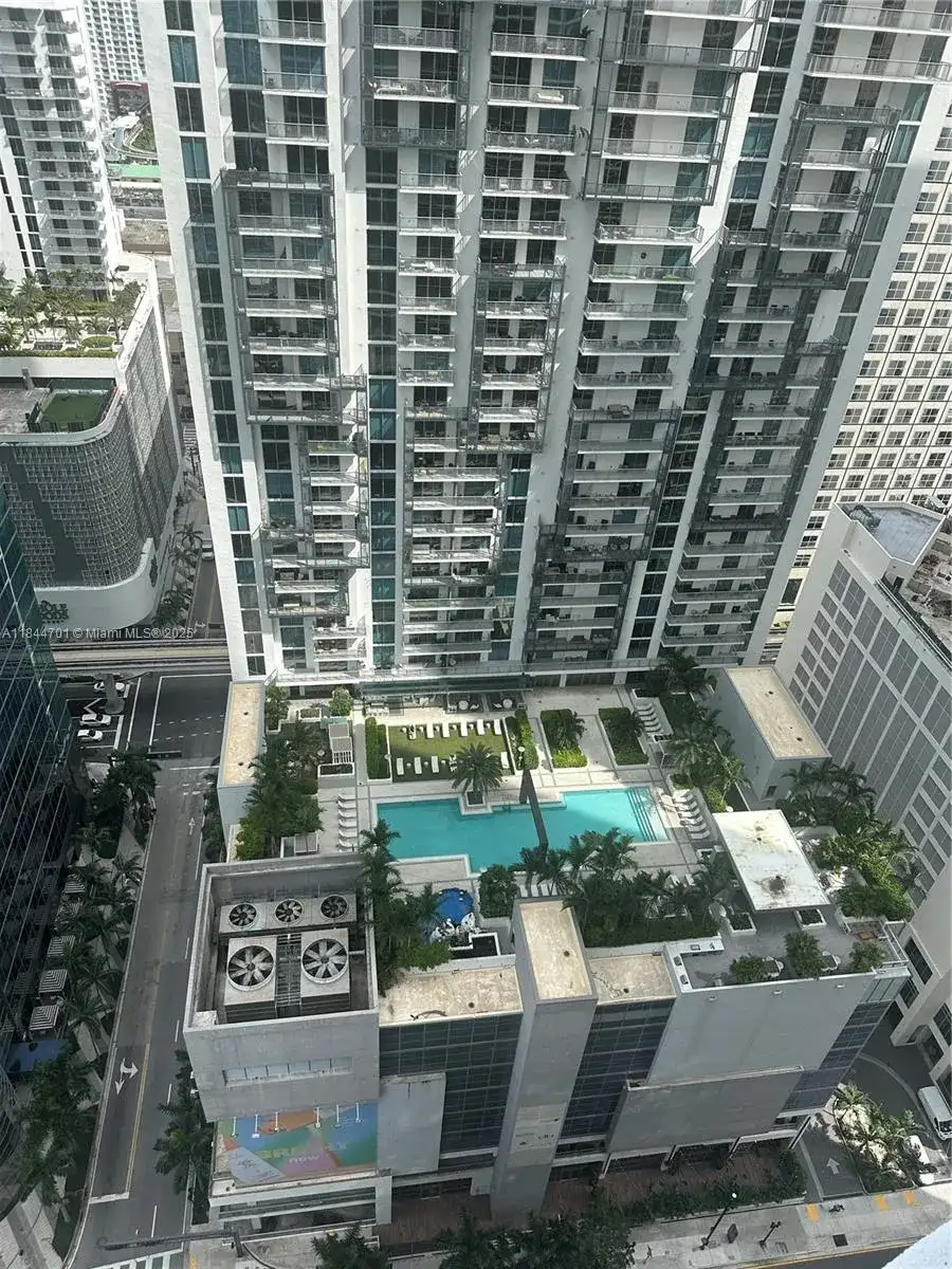 300 Biscayne Blvd Way # 3108, Miami FL 33131 photo 4