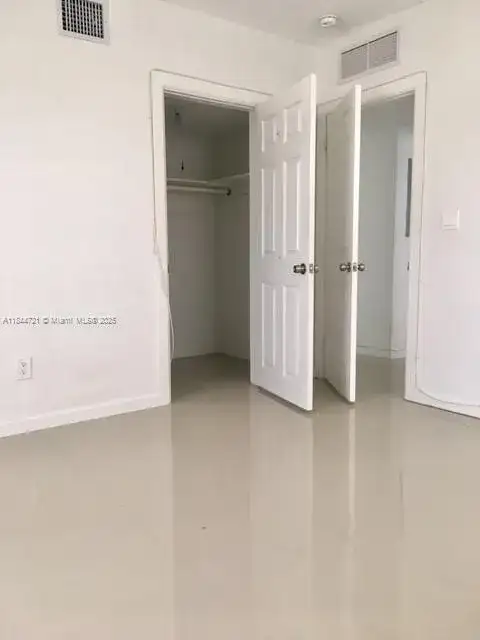 8035 Crespi Blvd # 1, Miami Beach FL 33141 photo 3