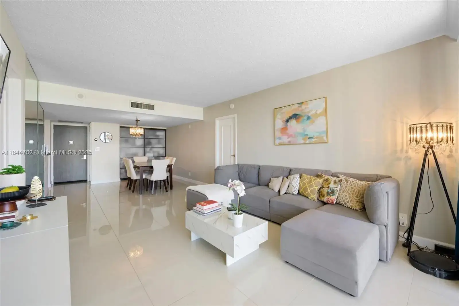 20335 W Country Club Dr # 1402, Aventura FL 33180 photo 4