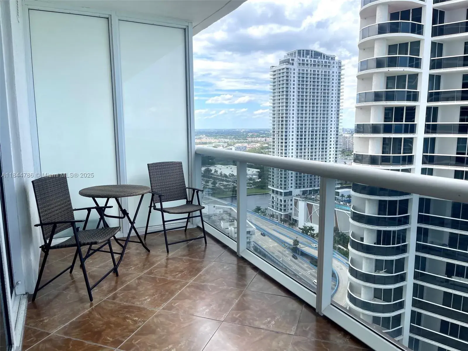 1830 S Ocean Dr # 3009, Hallandale Beach FL 33009