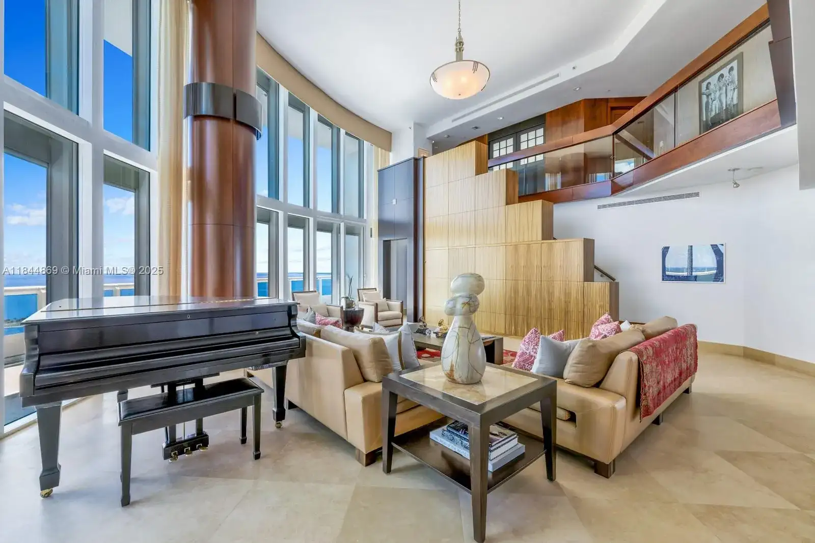 1643 Brickell Ave # 3702, Miami FL 33129 photo 3
