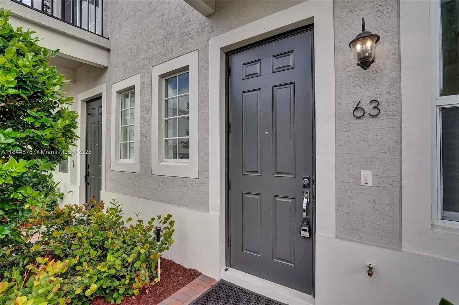 63 NW 4th Ave, Delray Beach FL 33444 photo 2