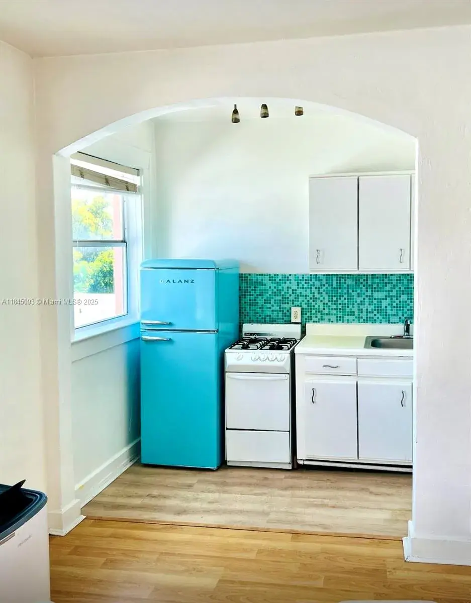 642 Michigan Ave # 24, Miami Beach FL 33139