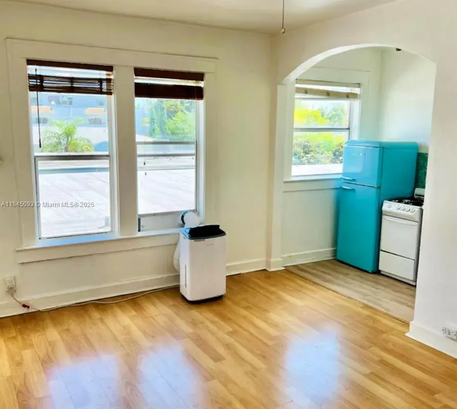 642 Michigan Ave # 24, Miami Beach FL 33139