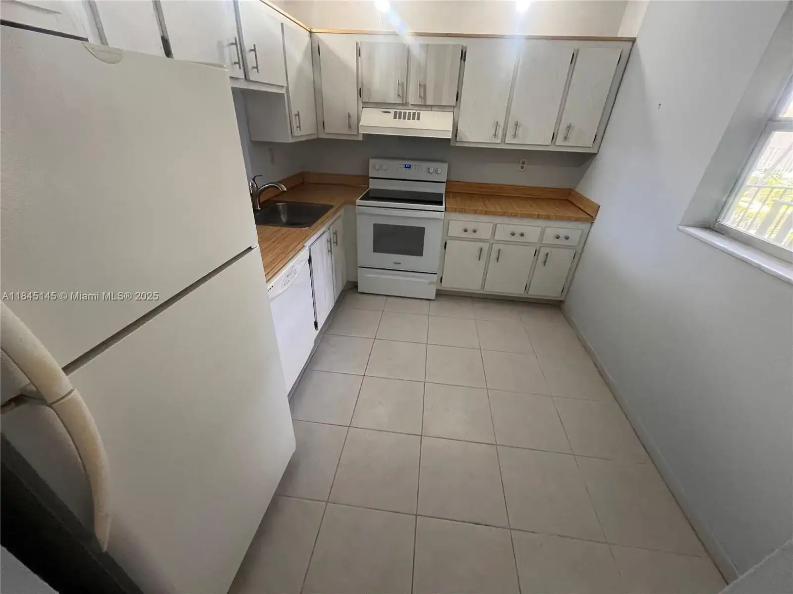 1820 SW 81st Ave # 3304, North Lauderdale FL 33068 photo 2
