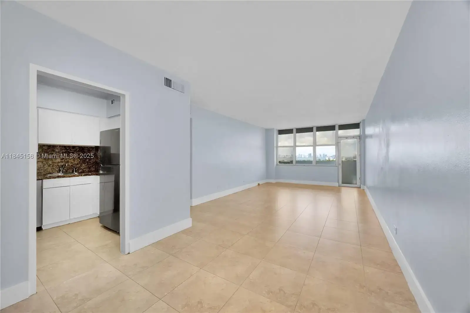 7441 Wayne Ave # 15E, Miami Beach FL 33141 photo 3
