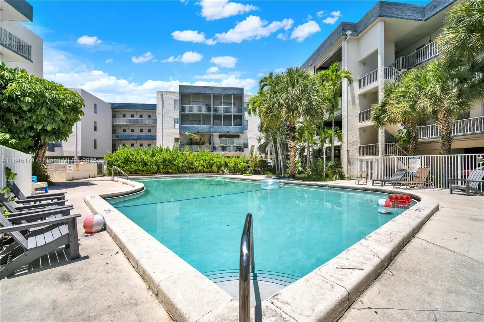 16750 NE 10th Ave # 126, North Miami Beach FL 33162