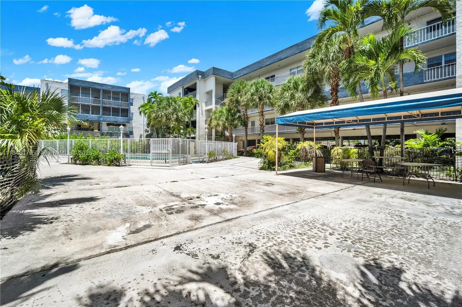 16750 NE 10th Ave # 126, North Miami Beach FL 33162 photo 2