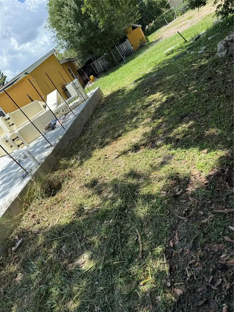 2180 Towles St., Other City - In The State Of Florida FL 33916 photo 2