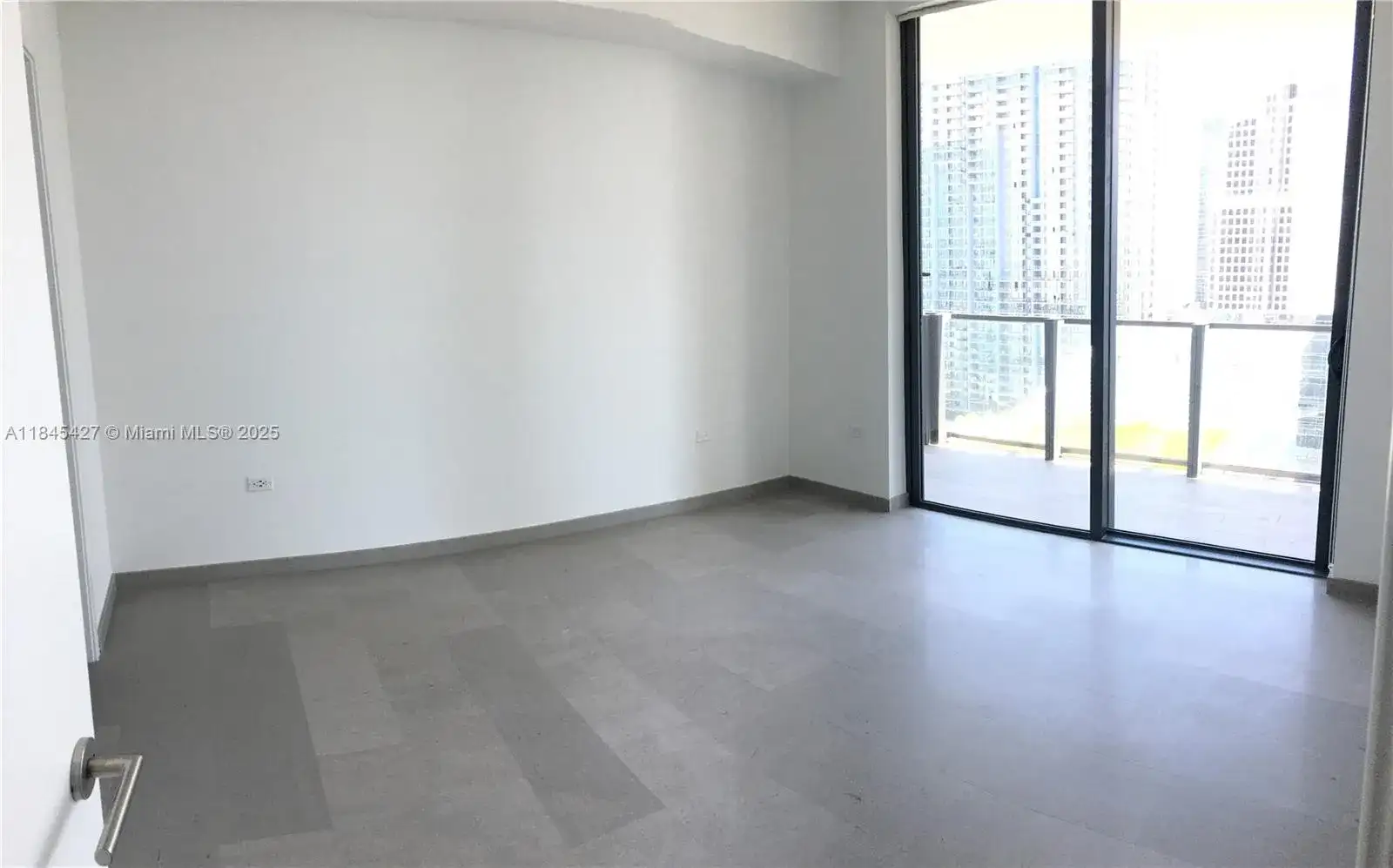 88 SW 7th St # 2305, Miami FL 33130 photo 5