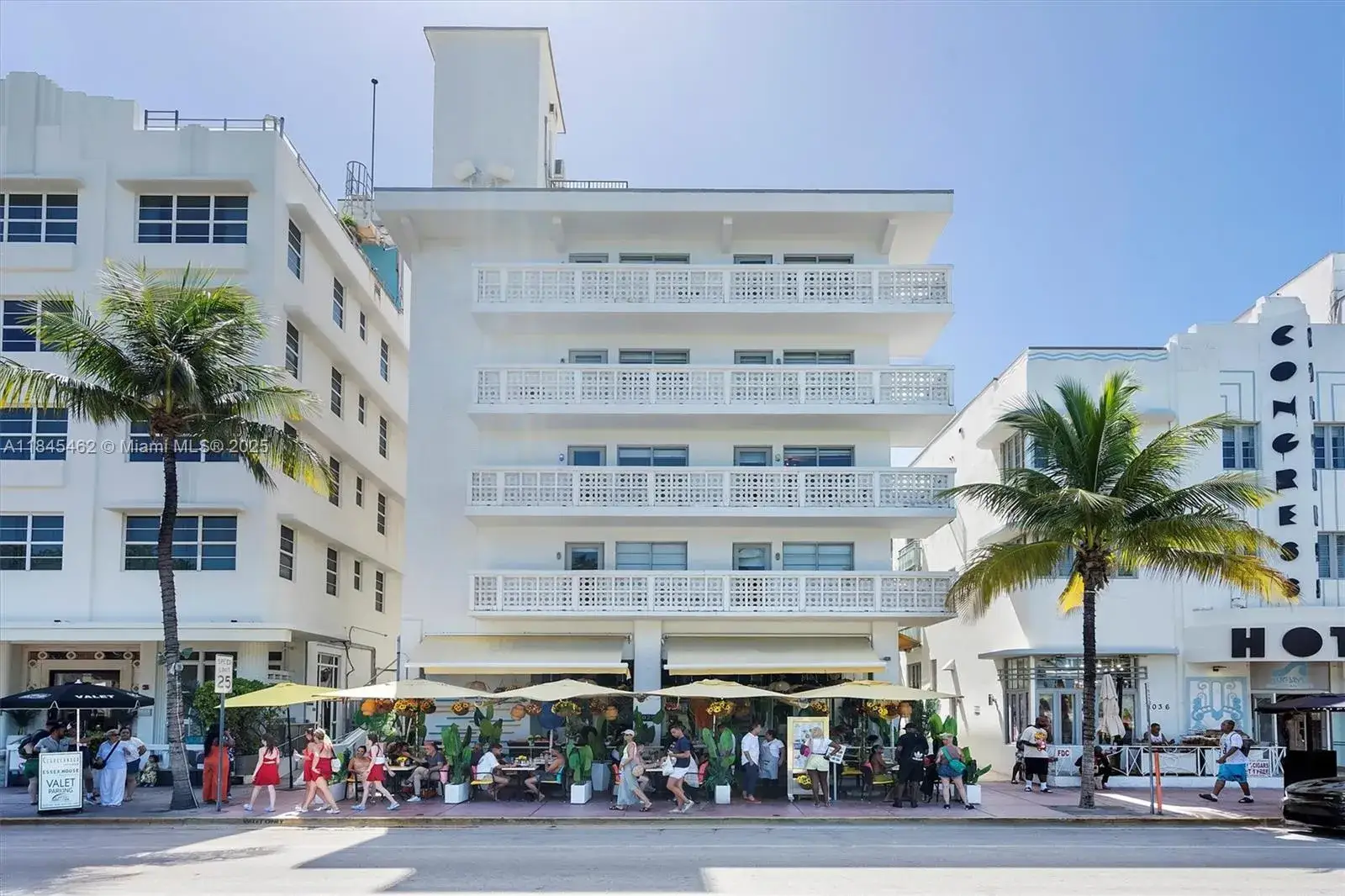 1 bath Residential for sale at 1024 Ocean Dr # A207, Miami Beach FL 33139