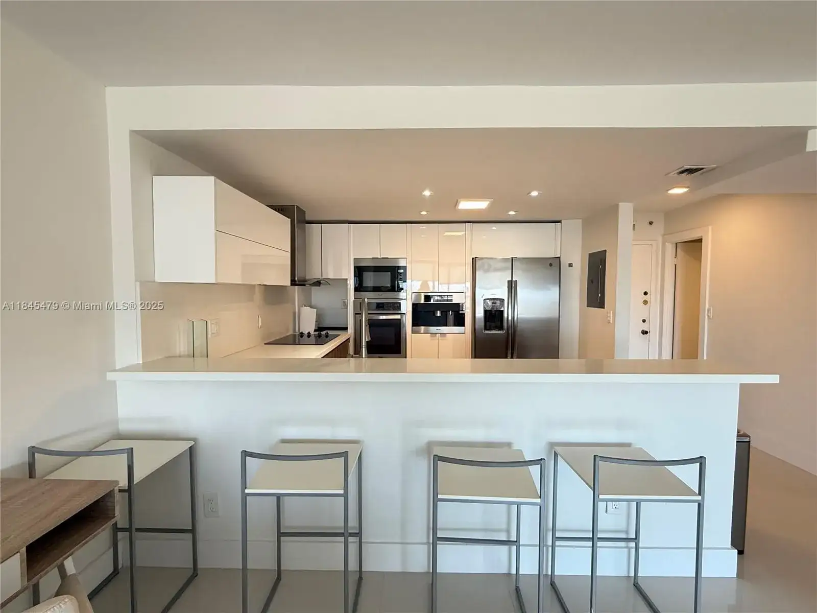 2780 NE 183rd St # 1403, Aventura FL 33160 photo 2