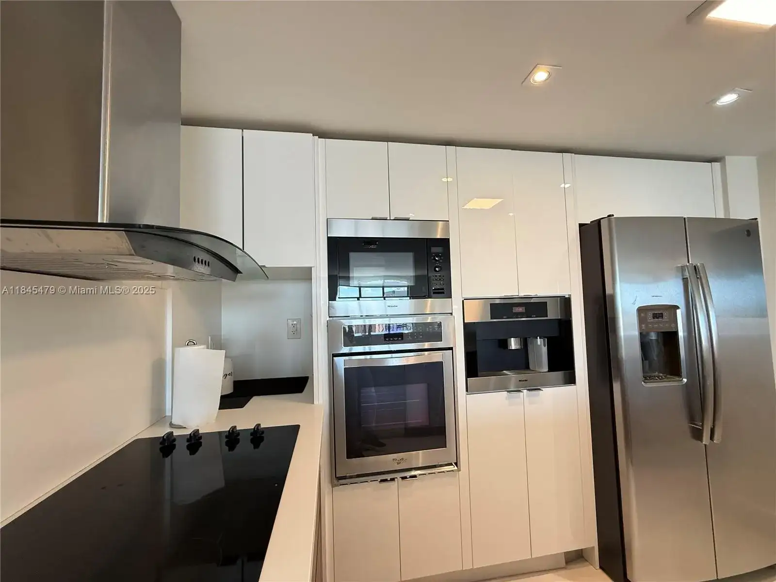 2780 NE 183rd St # 1403, Aventura FL 33160 photo 4