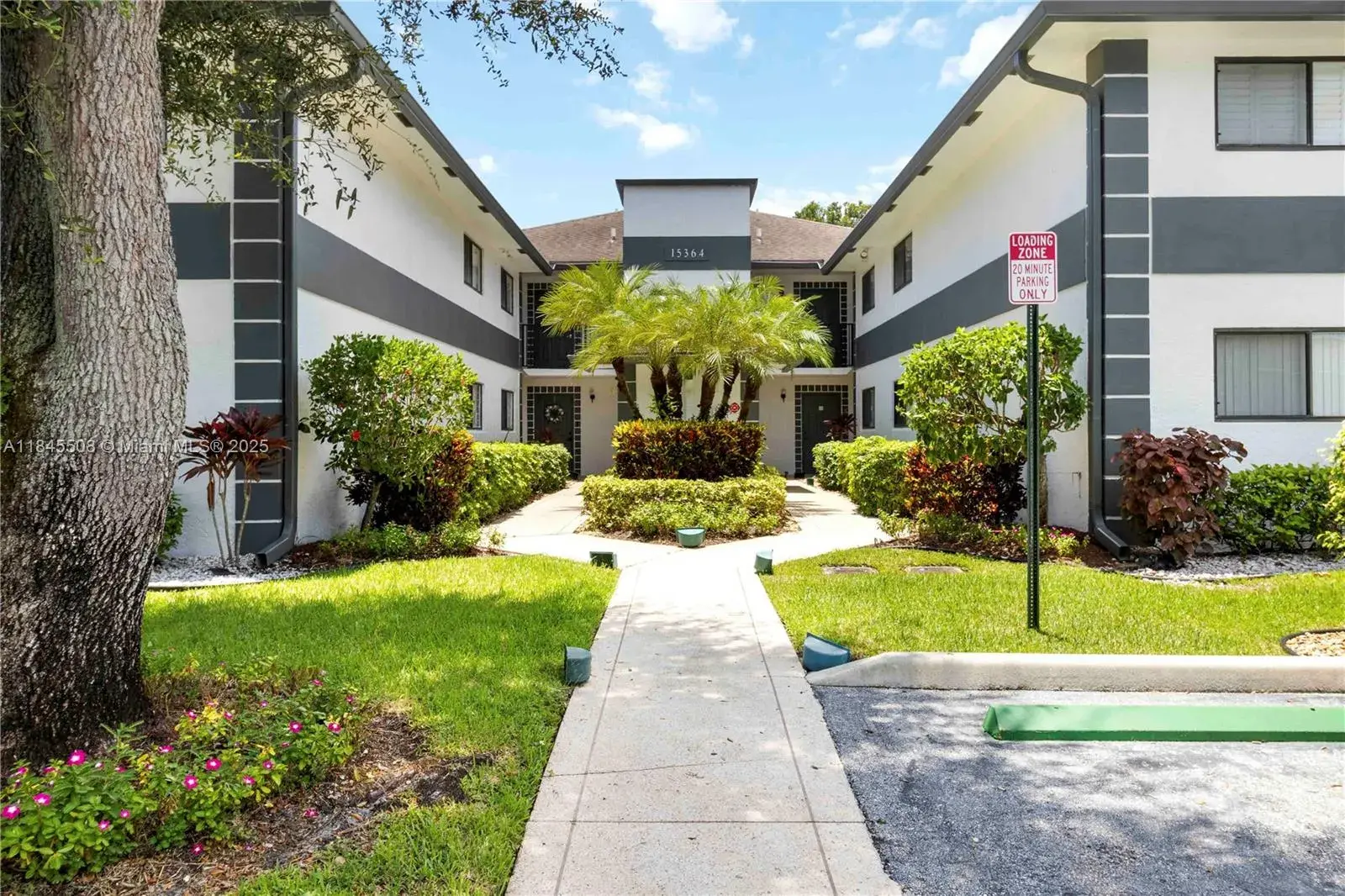 15364 Lakes Of Delray Blvd # 48, Delray Beach FL 33484