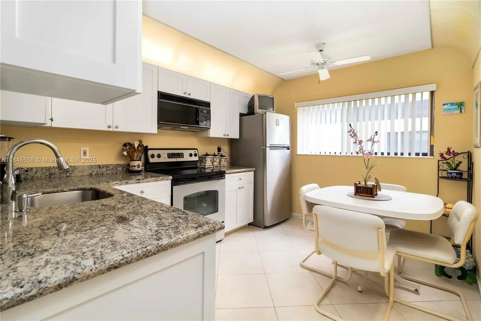 15364 Lakes Of Delray Blvd # 48, Delray Beach FL 33484