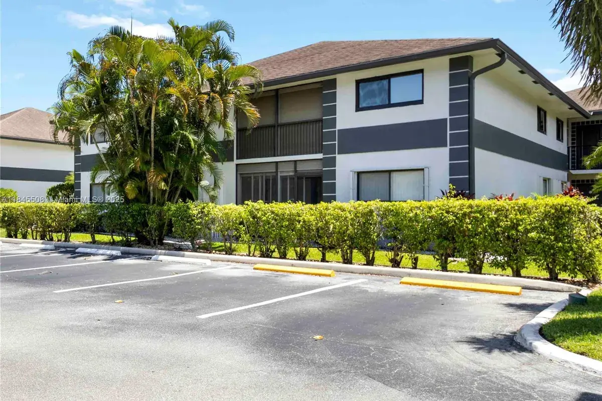 15364 Lakes Of Delray Blvd # 48, Delray Beach FL 33484