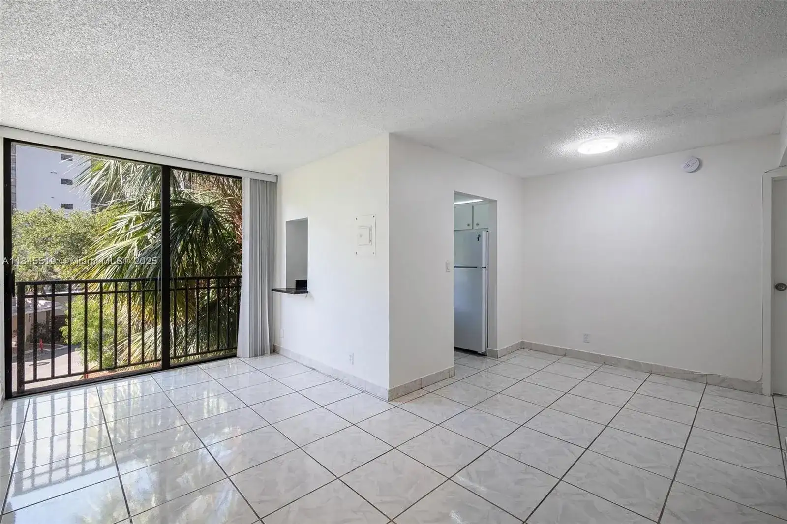 16909 N Bay Rd # 305, Sunny Isles Beach FL 33160 photo 4