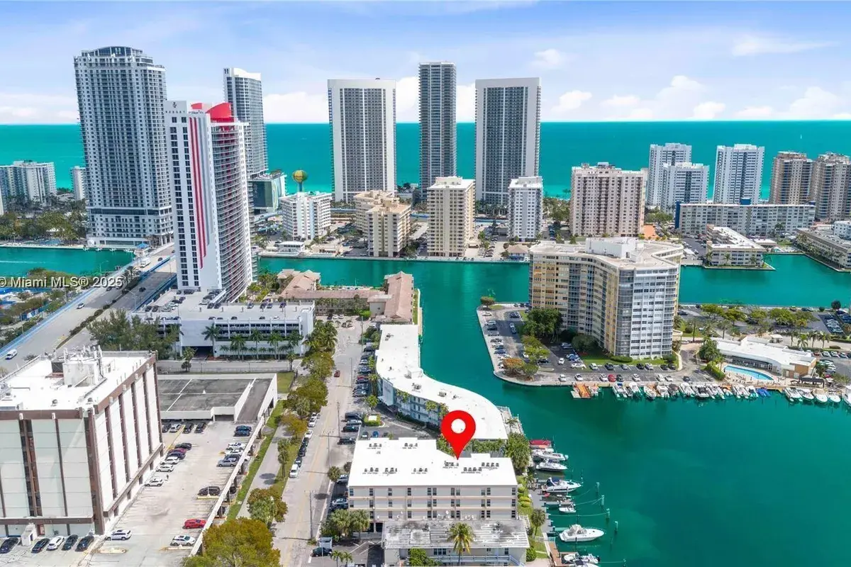 2420 Diana Dr # 203, Hallandale Beach FL 33009