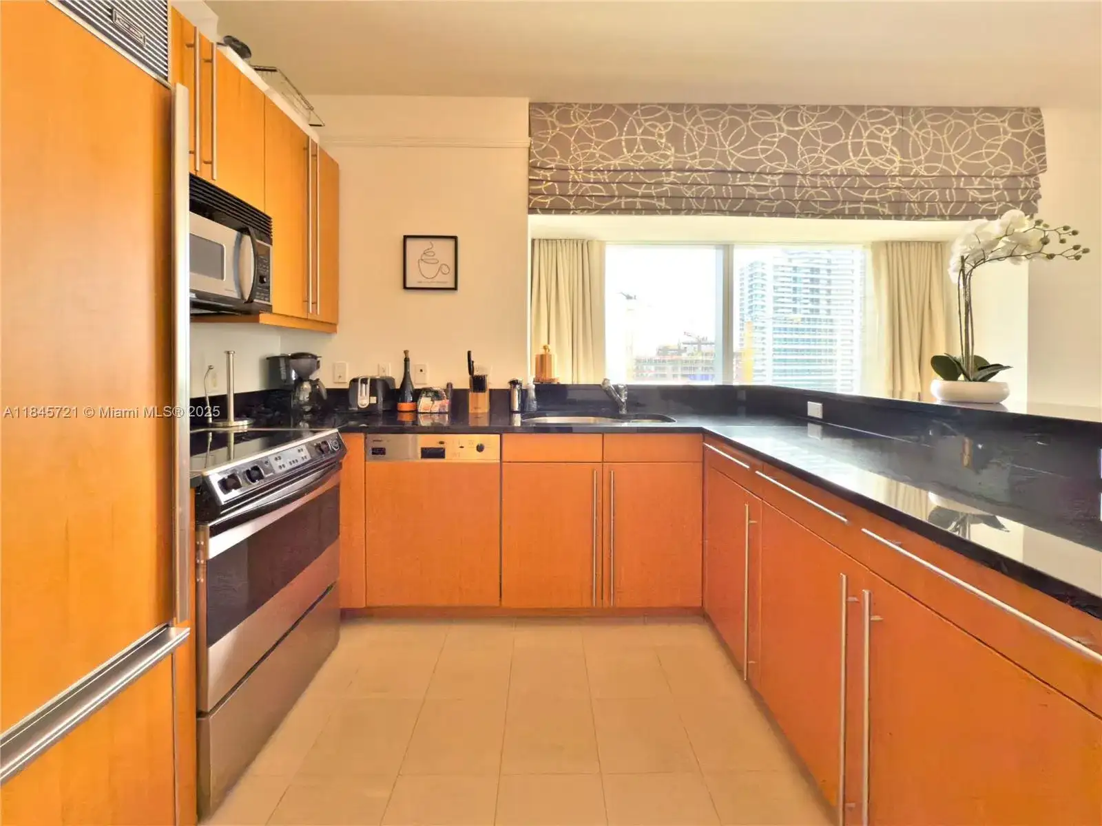 1435 Brickell Ave # 3412, Miami FL 33131 photo 2