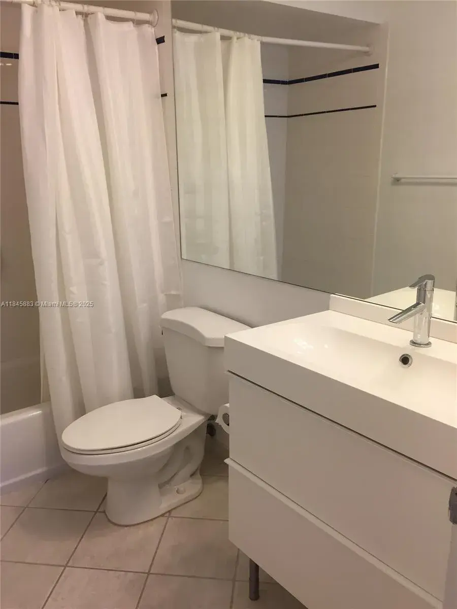 201 Sunrise Drive # 102, Key Biscayne FL 33149